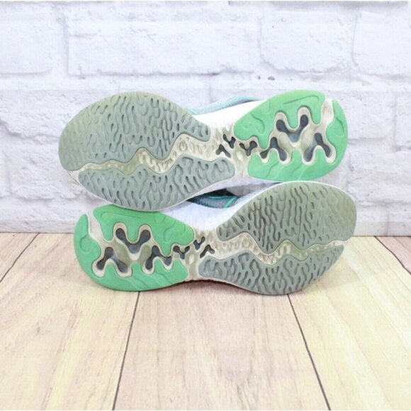 Nike Renew Run Gray Mesh Breathable Running Shoes Sneakers Size 7.5 - Picture 10 of 10